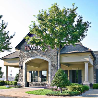 Photo of a storefront in the Shoppes on Tower